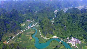重庆喀斯特地貌优美风景图片_7