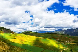 云南香格里拉风景图片_4