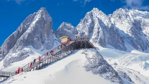 云南玉龙雪山风景图片_9