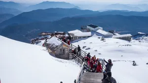 云南玉龙雪山风景图片_12
