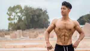 健壮的肌肉男人图片_8