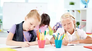 可爱的小学生图片_4