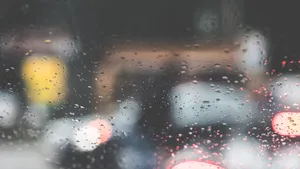 玻璃上的雨滴图片_12