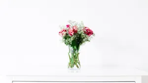 精美室内花瓶鲜花图片_3