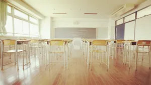 宽敞明亮的教室图片