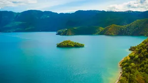 泸沽湖里格半岛风景壁纸_7