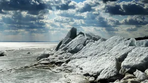 黑龙江兴凯湖冰雪风景壁纸_3