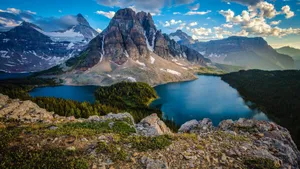 山峰山脉景色图片_5