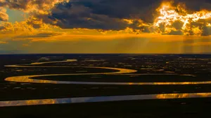 新疆巴音布鲁克草原夕阳_9