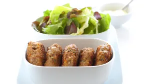 香喷喷油炸肉圆肉饼图片_3