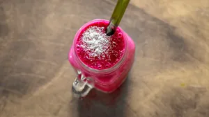 绿色饮品水果奶昔图片_6
