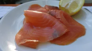 日式料理生鱼片图片_2
