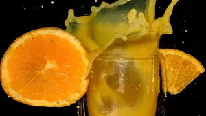 天然鲜橙汁图片_3