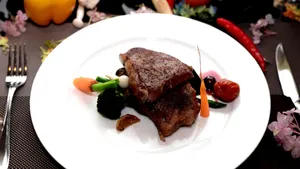 精美牛排摆盘图片_8