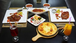精致的美食大餐图片_5