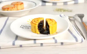 中秋节水果味月饼图片_6