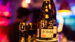 夏日冰镇啤酒图片_5