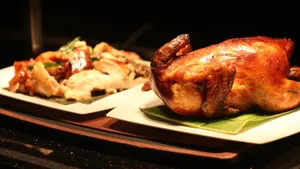 肥而不腻北京烤鸭图片_8