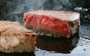 煎牛肉牛排美食图片