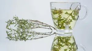 香味浓郁的花茶图片_3