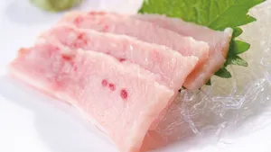 金枪鱼肉片图片_2