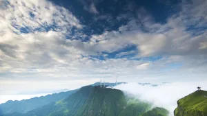 山峰云海图片_6