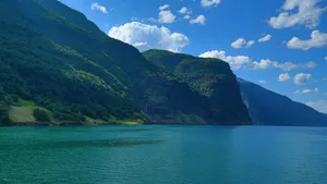 挪威纳柔依峡湾风景壁纸_12