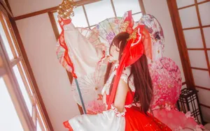可爱甜美桜桃喵cos灵梦和服图片_6