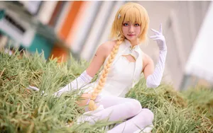 性感cosplay短发美女图片壁纸_4