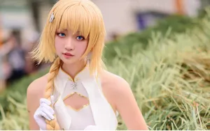 性感cosplay短发美女图片壁纸_5