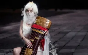 御龙在天美女cos壁纸_10