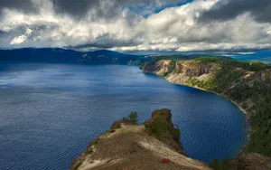 美国火山口湖风景壁纸_2