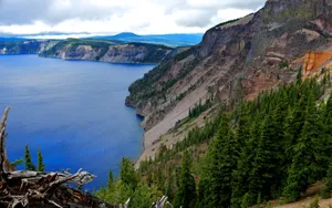 美国火山口湖风景壁纸_7