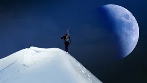 攀登雪山图片_9