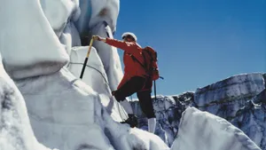 登雪山爱好图片_4
