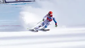 冬季滑雪场滑雪图片_11