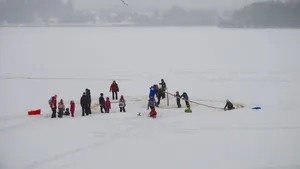 冬季滑雪场滑雪图片_13