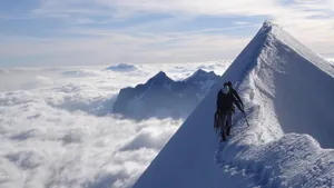 极限运动登雪山壁纸_6
