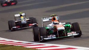 2013年F1大奖赛上海站壁纸