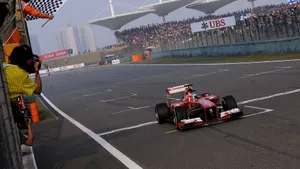 2013年F1大奖赛上海站壁纸_15
