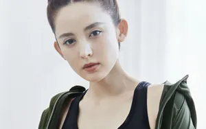 古力娜扎品牌服装代言图片_2