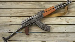 AK 47突击步枪高清图_1