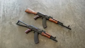 AK 47突击步枪高清图_6
