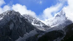 四川夏诺多吉神山风景_6
