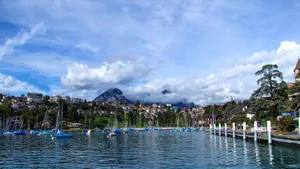 瑞士图恩湖旅游风景壁纸_16