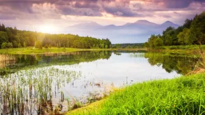 高清山水风景桌面壁纸_8