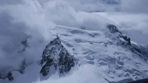 勃朗峰雪山风景壁纸_4