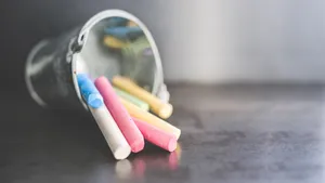 高清彩色粉笔图片_2