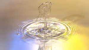 水滴飞溅素材图片_2