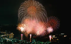烟花夜景桌面壁纸_11
